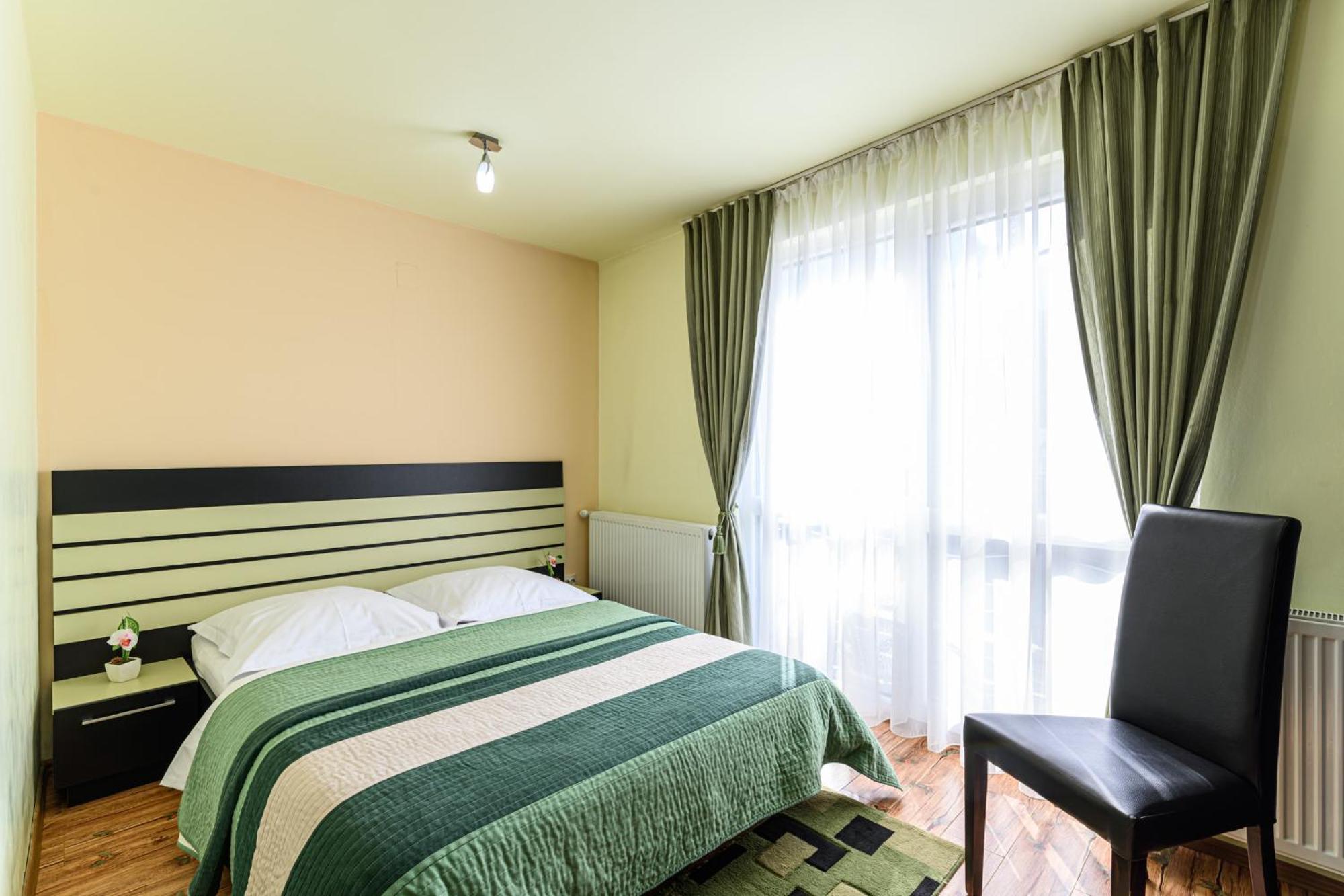Casa Ramino Hotel Buşteni Buitenkant foto