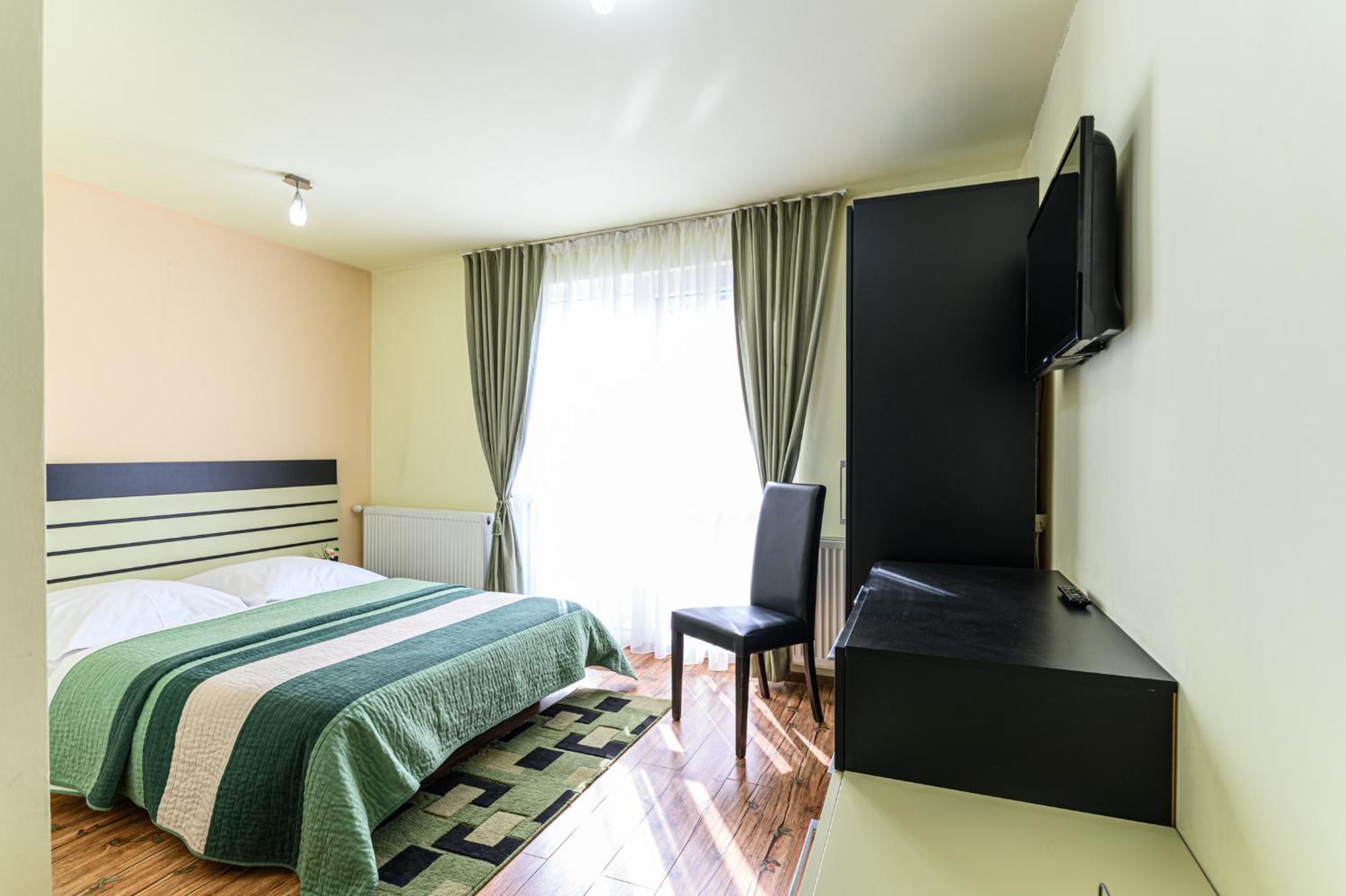 Casa Ramino Hotel Buşteni Buitenkant foto