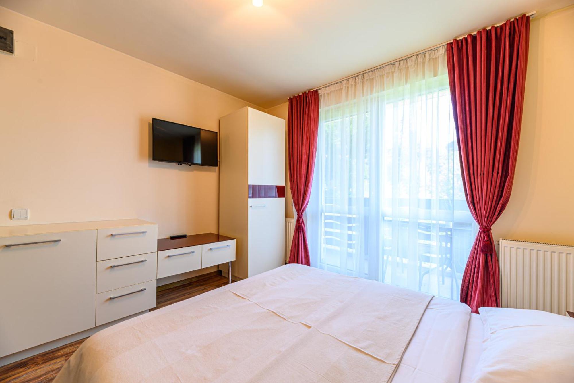 Casa Ramino Hotel Buşteni Buitenkant foto